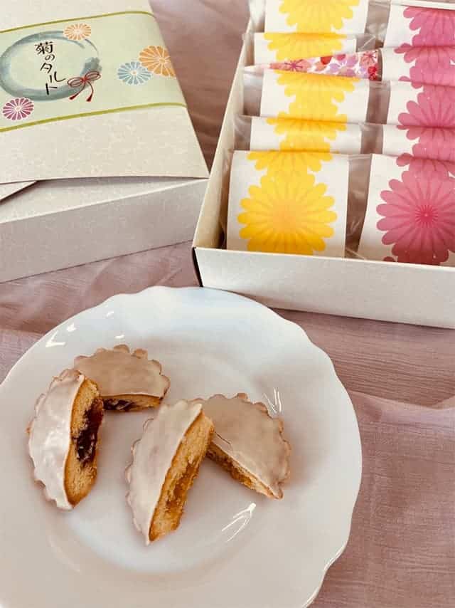 菊のタルト
